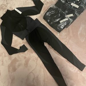 I have multiple sizes 2 small 2 medium 1 large